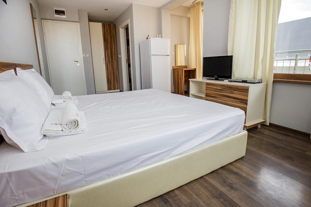 Jbh Hotel Sveti Vlas Eksteriør bilde