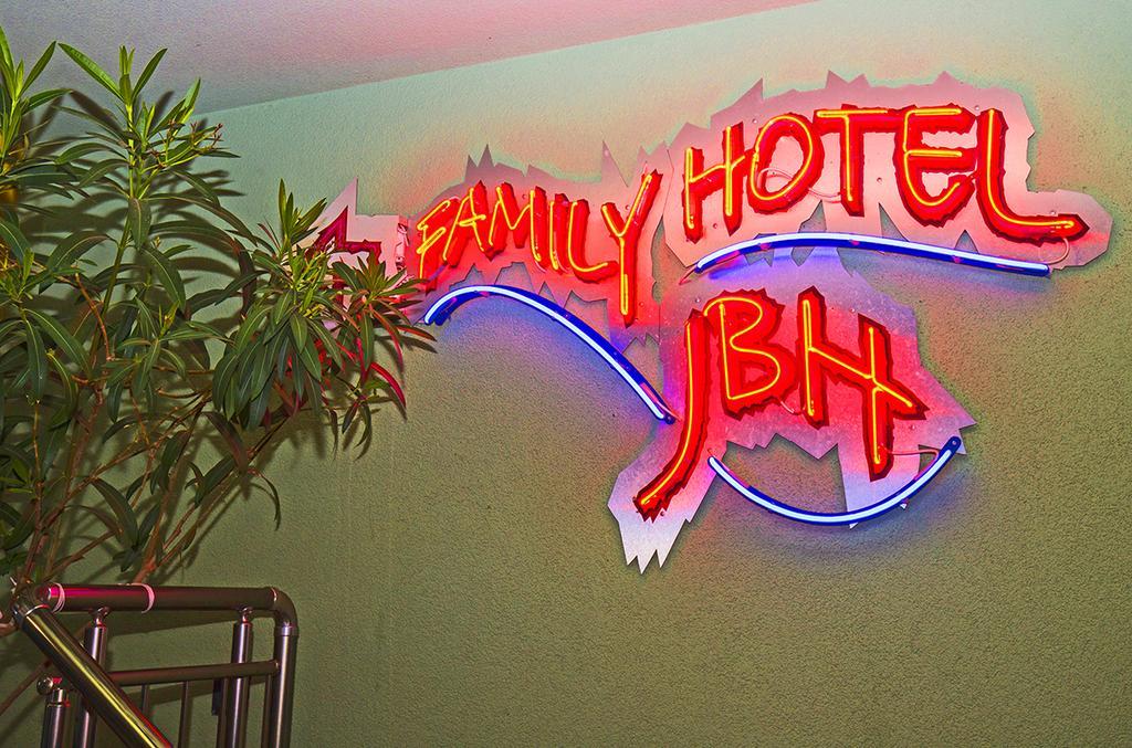 Jbh Hotel Sveti Vlas Eksteriør bilde